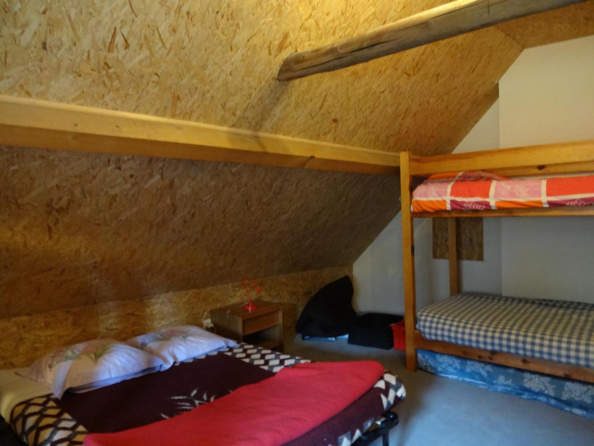 Auberge La Bergerie Sainte-Marie-de-Campan Habitación foto